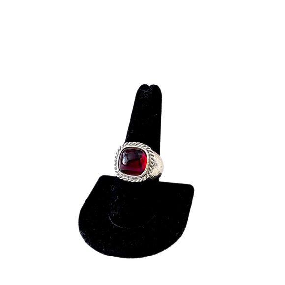 Brighton Color Clique hammered Ring RED Caboch Size 9. - Picture 2 of 7